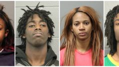 Obvinění z Chicaga na policejních snímcích. Zleva Brittany Covingtonová (18), Jordan Hill (18), Tanishia Covingtonová (24) a Tesfaye Cooper (18).