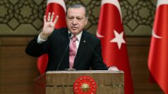 Recep Tayyip Erdogan směřuje Turecko k prezidentskému systému - a posílení své moci.