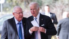 V březnu 2016 navštívil tehdejší viceprezident USA Joe Biden Izrael. Na snímku s izraelským prezidentem Reuvenem Rivlinem