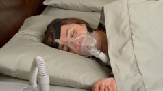 Maska na léčení spánkové apnoe