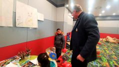Jihočeské asistenční centrum pomoci Ukrajině. Otec Šimon Stančík poskytuje duchovní podporu
