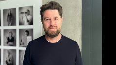 Česko-německý divadelní režisér a vysokoškolský pedagog Thomas Zielinski