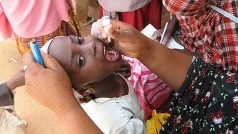 Podávání vakcíny v Nigérii