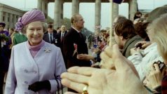 Královna Alžběta II. při návštěvě Berlína v roce 1992.