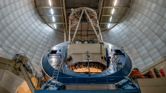 Mezinárodní tým vědců zahájil program DESI, ve kterém bude pomocí superteleskopu zkoumat nejen temnou energii, ale také gravitaci.