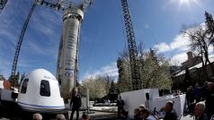 Raketa New Shepard  firmy Blue Origin s modulem pro posádku