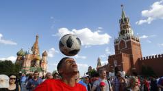 Po konci oslav Dne Ruska se na Rudém náměstí otevřel zábavní park