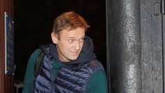 Ruský opozičník Alexej Navalnyj opouští vězení v Moskvě