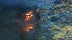 Satelitní snímek požáru Camp fire