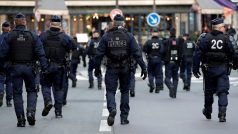 Francouzští policisté stávkují. Chtějí zaplatit přesčasy při demonstracích takzvaných žlutých vest (ilustrační foto)