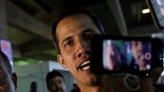 Juan Guaidó se bezpečně vrátil do vlasti