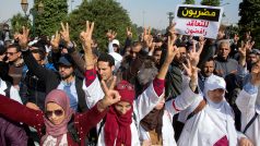 Demonstrace mladých učitelů v marocké metropoli v Rabatu 12. března