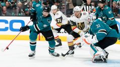 Tomáš Hertl v zápase proti Vegas