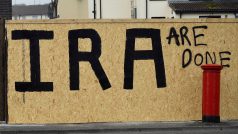 Skupině Nová IRA je přičítána odpovědnost za lednový výbuch auta v Londonderry, při kterém nikdo nebyl zraněn (ilustrační foto)