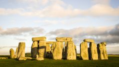 Komplex menhirů v britském Stonehenge