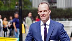 Dominic Raab nezískal potřebných 33 hlasů a do dalšího kola neprošel.