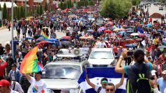 Několik tisíc obyvatel honduraské metropole Tegucigalpy v úterý požadovalo rezignaci prezidenta Juana Orlanda Hernándeze