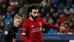 Muhammad Salah střílí gól do sítě Salcburku