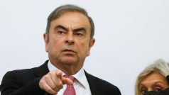 Carlos Ghosn na tiskové konferenci v Bejrútu