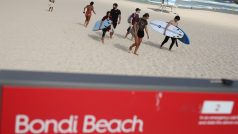 Uzavření pláže Bondi v Austrálii.
