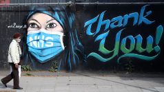 Poděkování, které se objevilo na jedné z londýnských zdí.