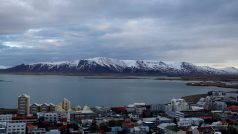 Pohled na hlavní město Islandu Reykjavík.
