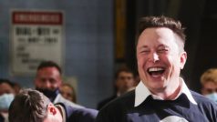 Majitel společnosti Space Elon Musk na tiskové konferenci po úspěšném startu jeho lodi Crew Dragon