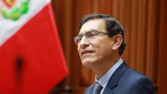 Peruánský parlament v úterý odvolal z funkce prezidenta Martína Vizcarru, který čelí obvinění z korupce