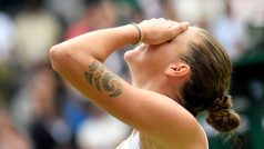 Zklamaná Karolína Plíšková po prohraném finále Wimbledonu