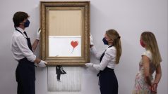 Slavný obraz Dívka s balónkem míří znovu do aukce