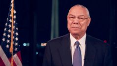 Zemřel na komplikace způsobené covidem první afroamerický ministr zahraničí USA Colin Powell  (na snímku z roku 2020)