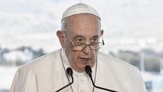 Papež František při proslovu k uprchlíkům