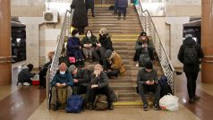 Kyjevské metro. Někteří Ukrajinci v něm preventivně našli úkryt poté, co ruský prezident oznámil vojenskou operaci proti Ukrajině