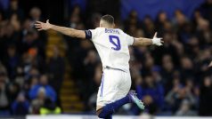 Karim Benzema slaví hattrick ve čtvrtfinále Ligy mistrů