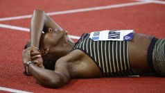 Keňská běžkyně Faith Kipyegonová slaví vítězství na dráze 1500 metrů v Diamantové lize