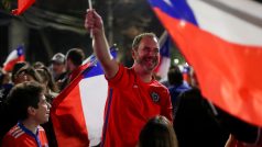 Chilané oslavují výsledky referenda