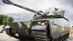 Bojové vozidlo CV90 švédské firmy BAE Systems na Dnech NATO v Ostravě, 2022