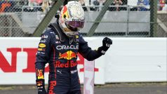 Max Verstappen slaví vítězství v kvalifikaci