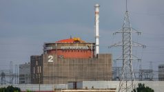 Inspektoři Mezinárodní agentury pro atomovou energii v neděli v areálu ukrajinské Záporožské jaderné elektrárny našli protipěchotní miny