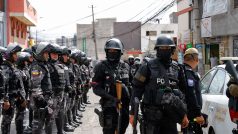 Ozbrojenci násilím přerušili vysílání ekvádorské televize. Prezident nařídil armádě boj proti gangům