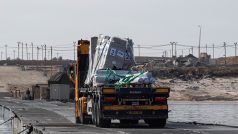 V posledních třech týdnech se tak většina pomoci do Gazy dostávala přes dva přechody na severu a také přes plovoucí molo postavené Spojenými státy