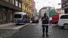 Policie uzavřela Opletalovu ulici v Praze.