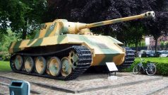 tank Panther D
