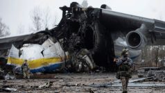 Ruská armáda zničila největší letadlo světa