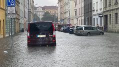Ve středu dorazily před 18. hodinou do Prahy silné bouřky