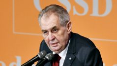 Prezident Miloš Zeman na sjezdu ČSSD prohlásil, že strana má obrovský potenciál. Pro menšiny by ale podle něj neměla zapomínat na většinu