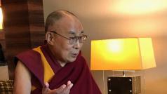 14. dalajláma a Roman Kramařík, pilot mise Okřídlený lev