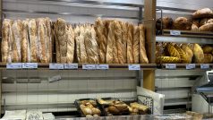 Emmanuel Macron ha affermato che la baguette francese rappresenta 250 grammi di magia e perfezione e uno dei simboli eterni della nazione.