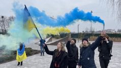 Dýmovnice v národních barvách Ukrajiny