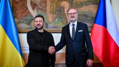Ukrajinský prezident Volodymyr Zelenskyj na návštěvě v Praze před schůzkou s premiérem Petrem Fialou (ODS)